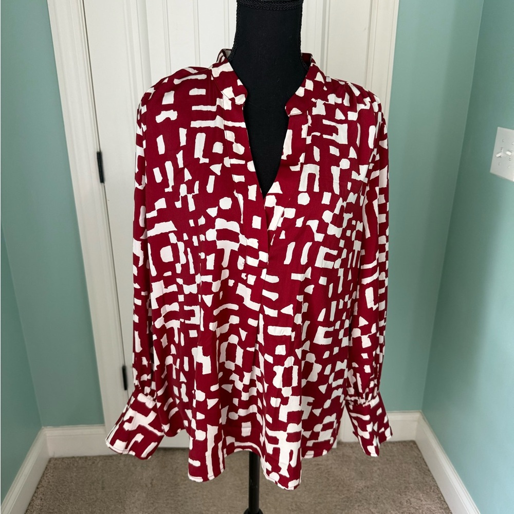 Banana Republic Red and White Blouse - NWT - XL - Satin-like